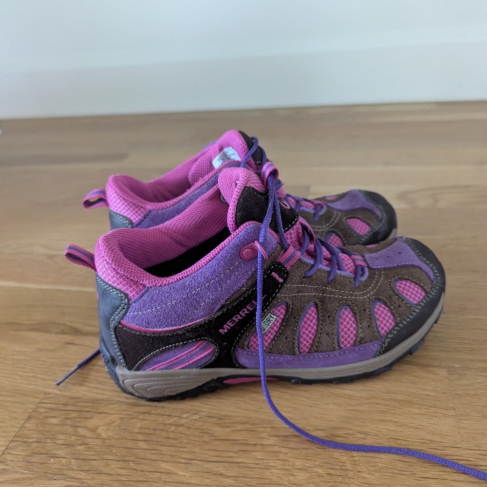 Merrell - Picture 3 of 6